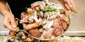 Los mejores menús de mariscada en Barcelona