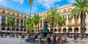 Dónde comer cerca de Plaza Real en Barcelona
