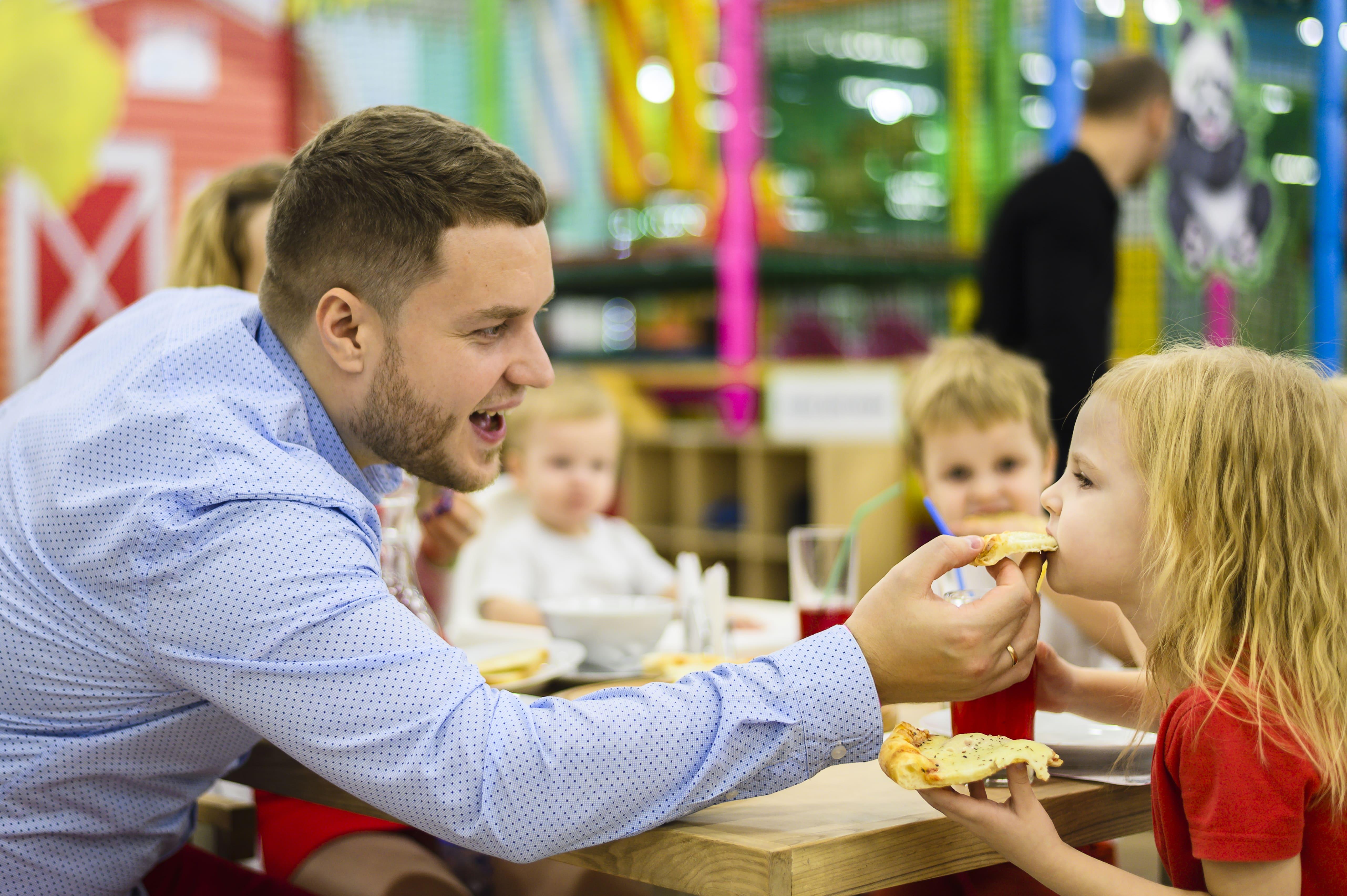 Restaurantes Con Zona Infantil Barcelona - Salir