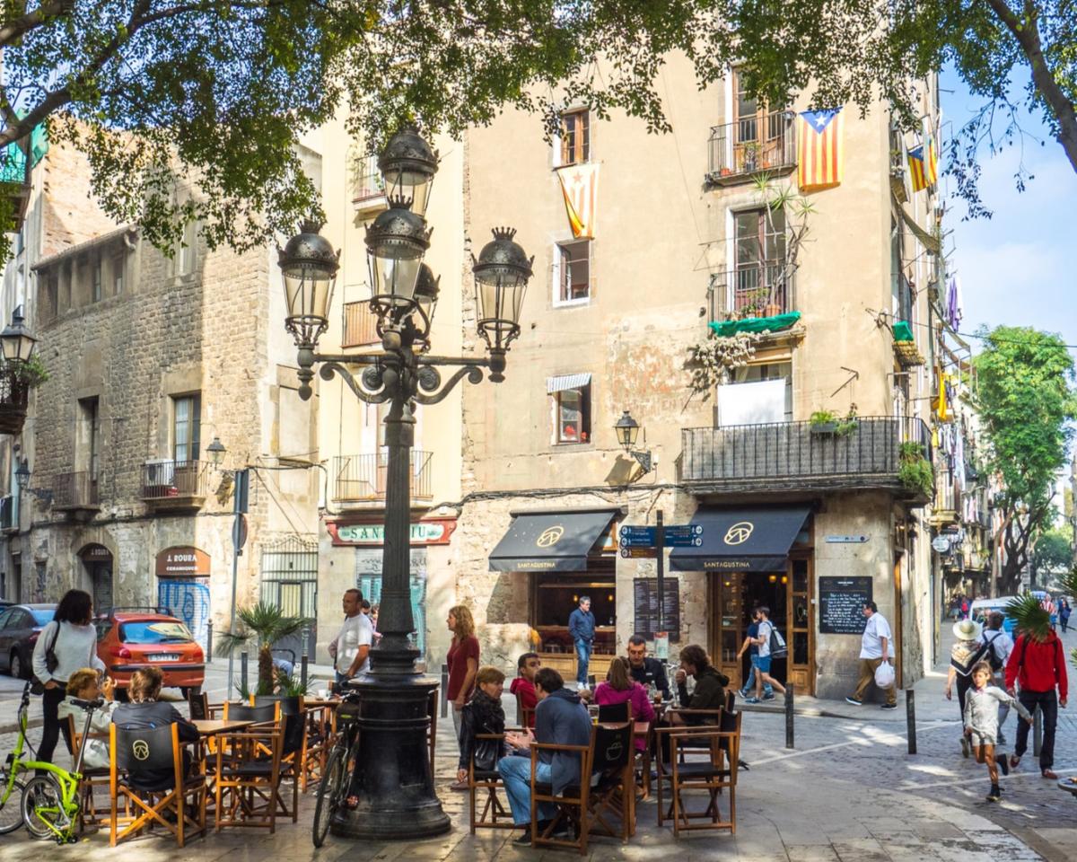 Sitios para comer con niños en el Born