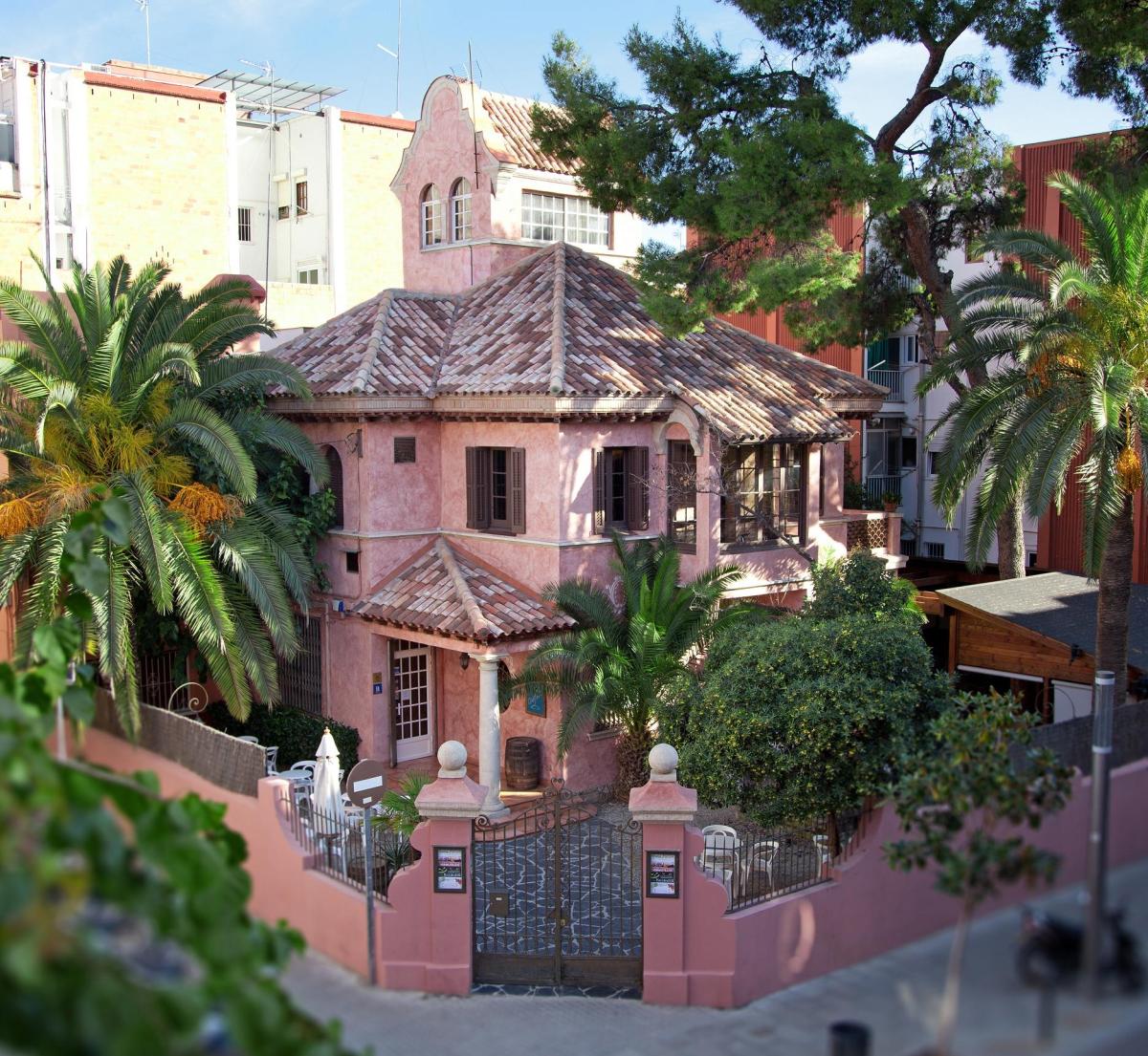 Coctelería Torre Rosa
