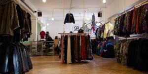 28 Vintage Clothing