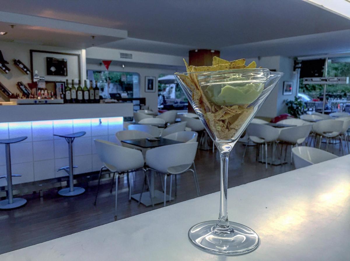 Glacé Cocktails & Lounge Bar