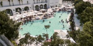 Makala Beach Club