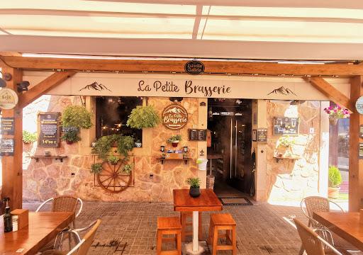 La Petite Brasserie