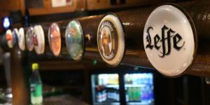 Pub Loch Ness