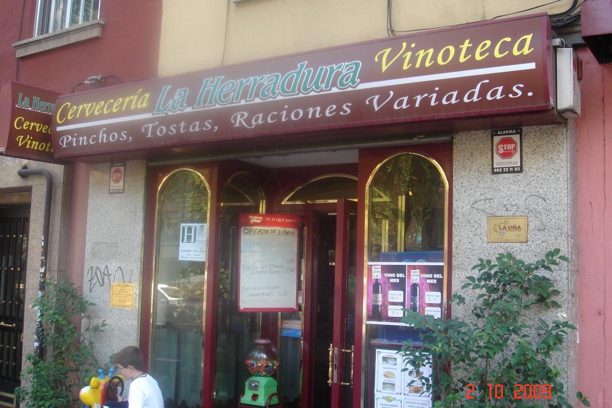 Bar Vinoteca La Herradura