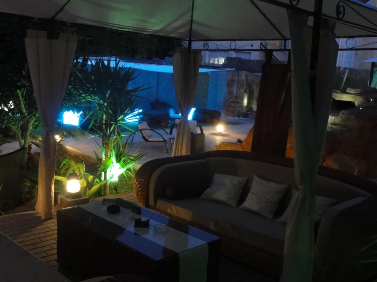 Aztekum Lounge Out Garden