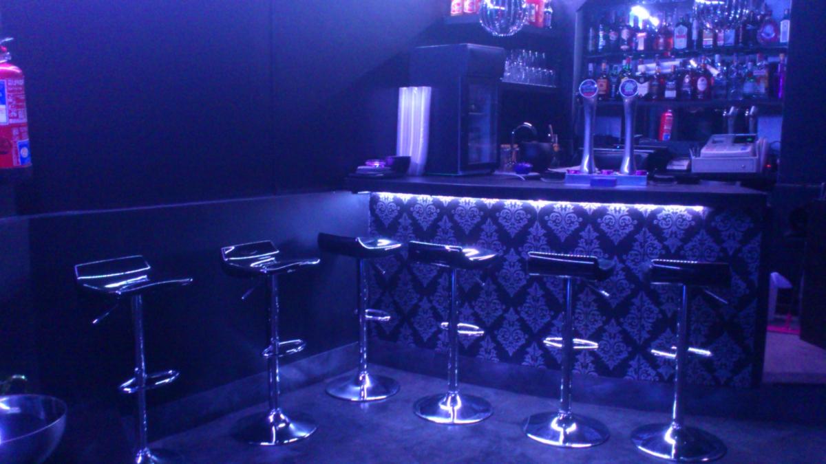 Purple Rock & Metal Bar