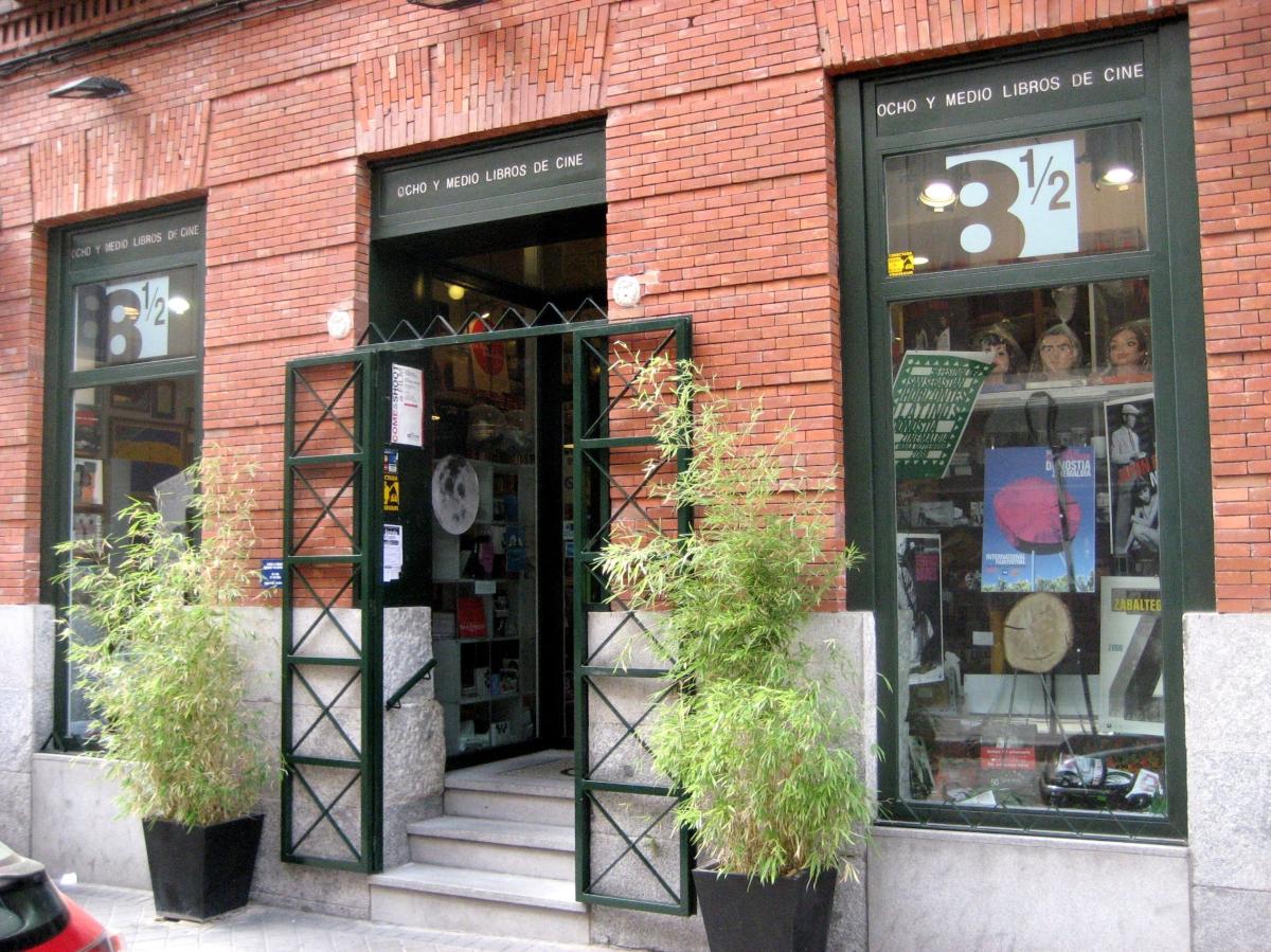 Ocho y Medio - Libros de Cine