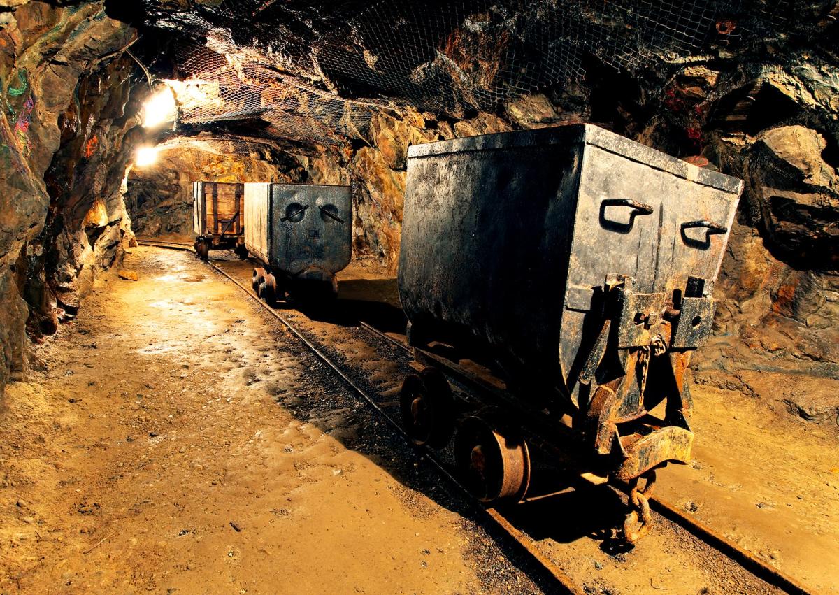 Mina Madrid- Hidden Escape Room