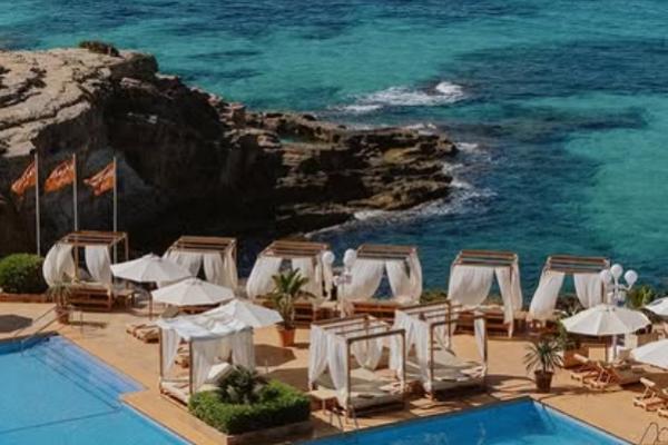 Mhares Sea Club