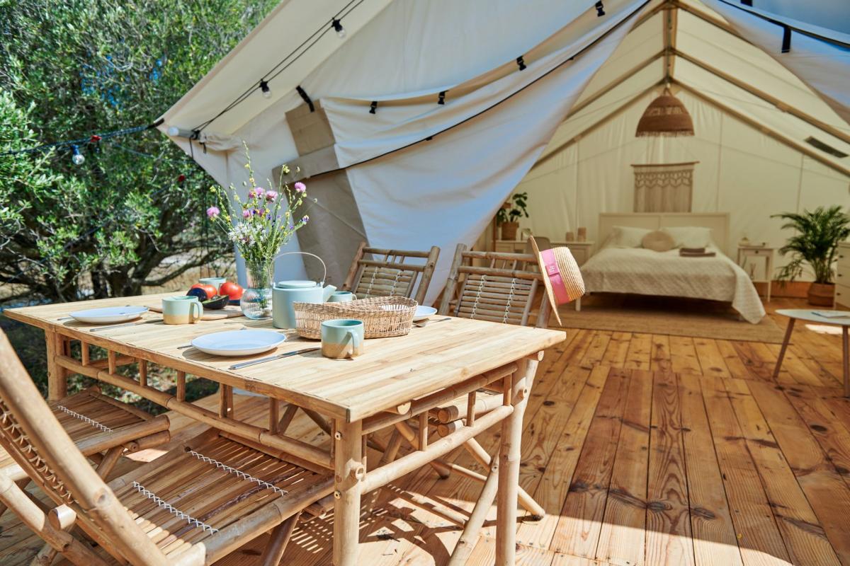 Glamping en Cádiz: una experiencia de acampada premium en la tierra de sol y mar