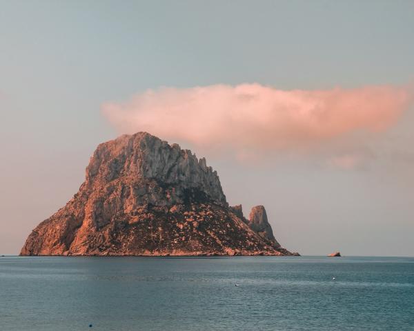 Dónde ver el atardecer en Ibiza - Cala D'Hort