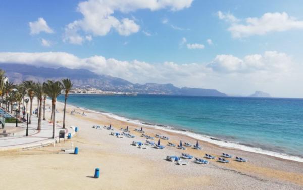 Playas bonitas en Alicante provincia - Playa de Albir (Alfaz del Pi)