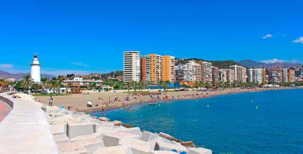 Las mejores playas de Málaga capital - Playa de La Malagueta