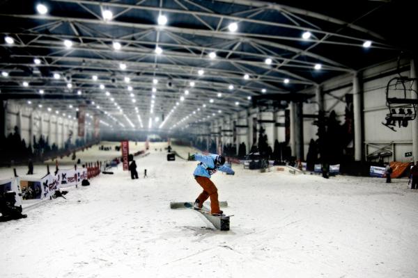 Dónde hacer snowboard en Madrid - Xanadú Snowzone