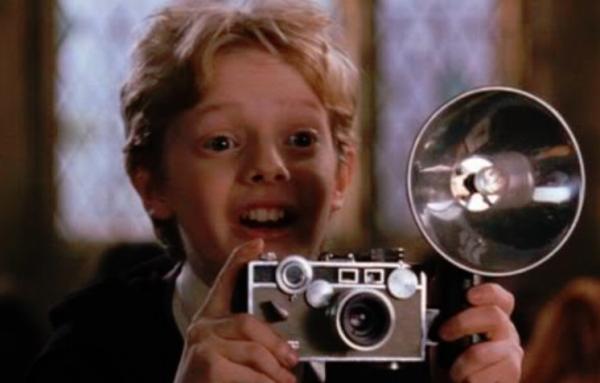 10 fallos en las películas de Harry Potter - La cámara muggle dentro de Hogwarts