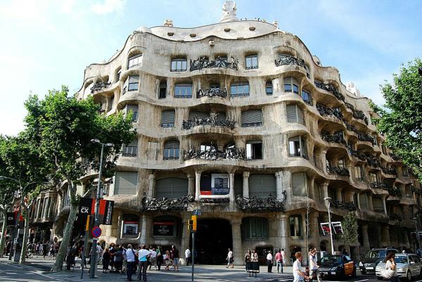 Qué hacer en Barcelona - La Pedrera o Casa Milà