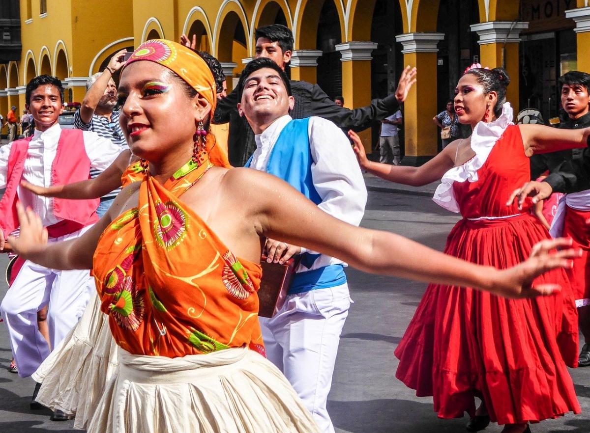 Lugares para bailar cumbia en la CDMX