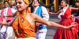 Lugares para bailar cumbia en la CDMX