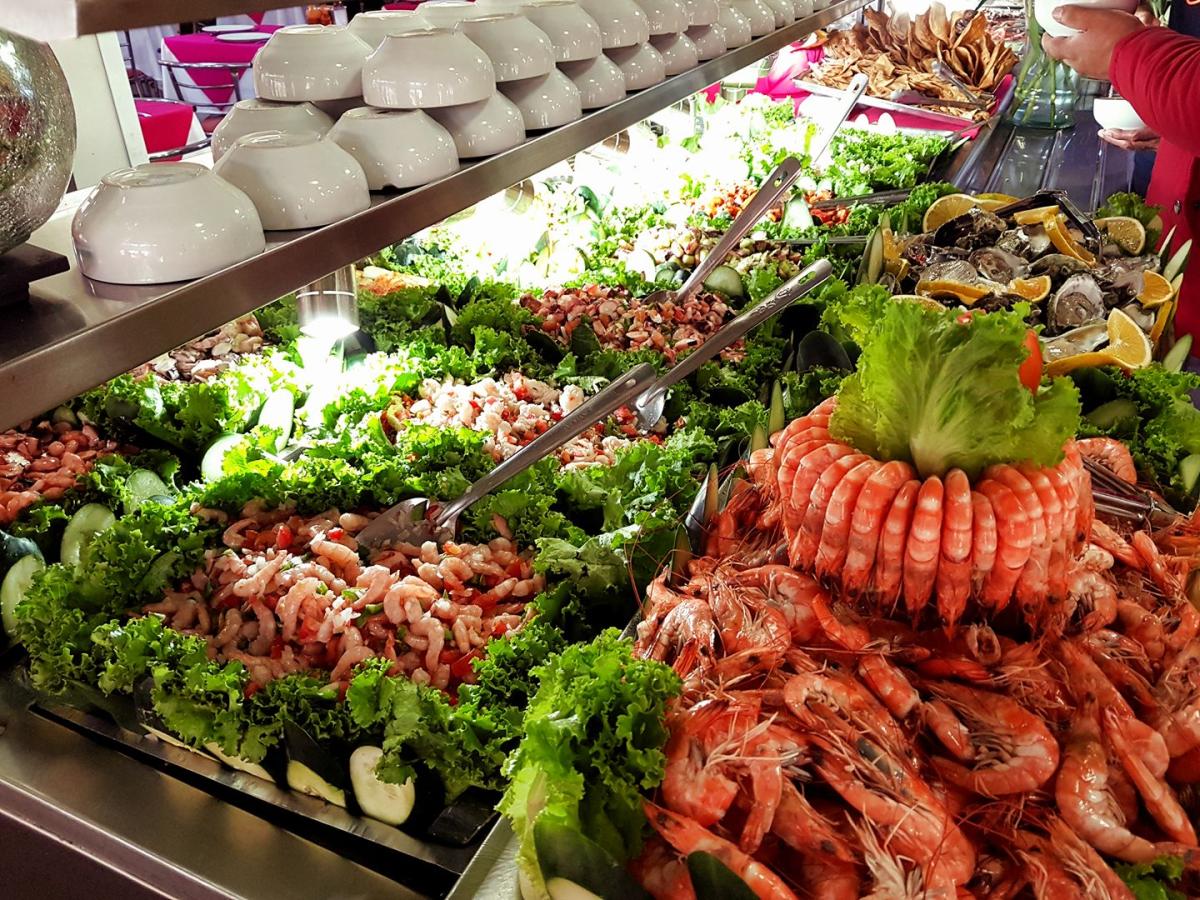 La Langosta, buffet de mariscos