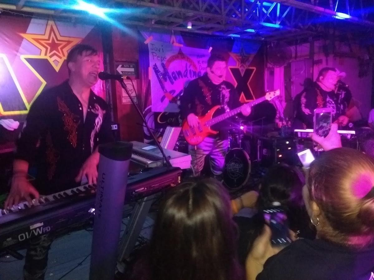 El Meneo (Bar de Max)