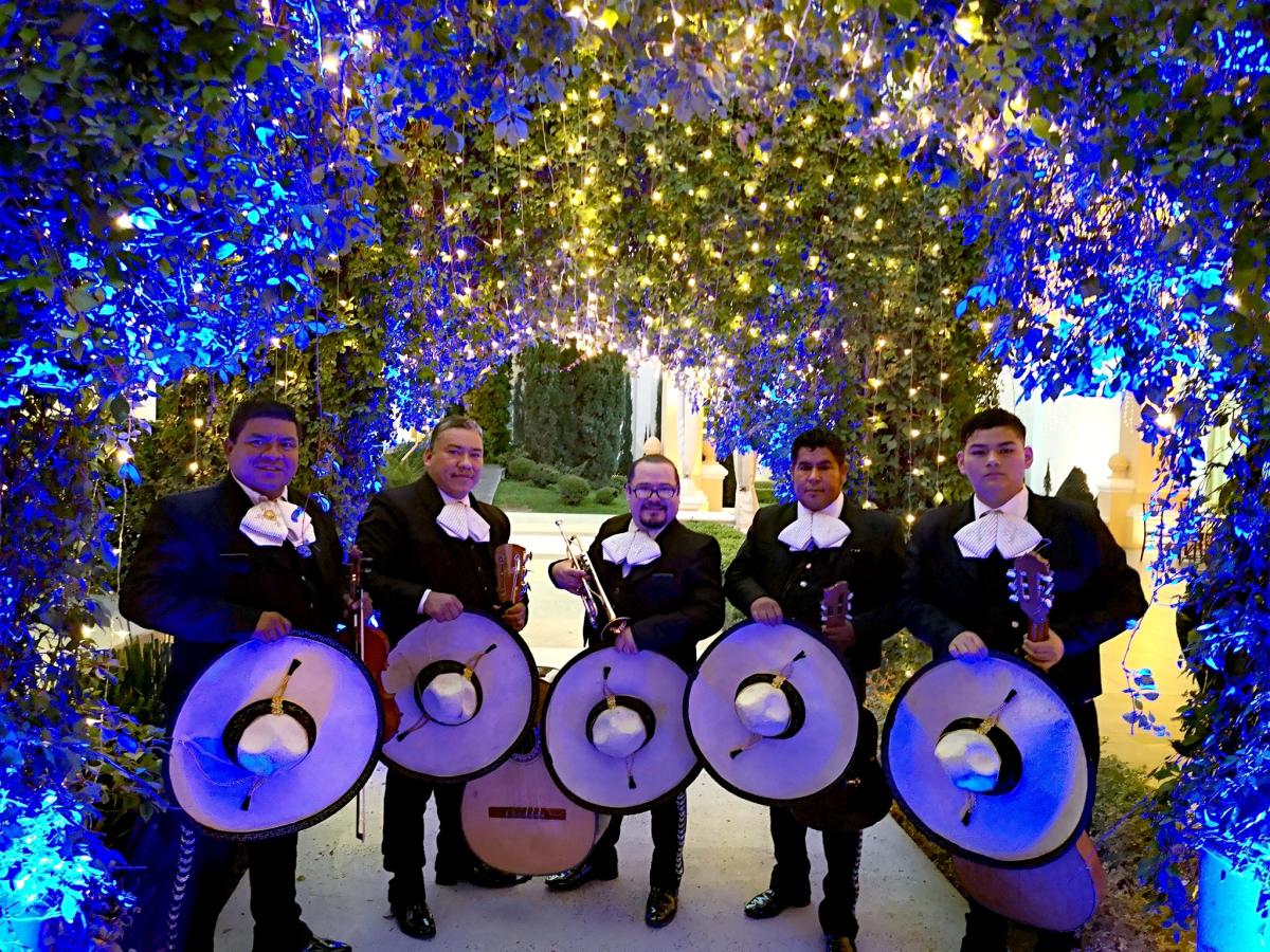 Mariachi Juvenil Voces de Monterrey