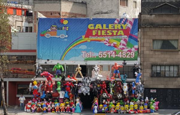 Piñatas Circuito Interior Galery Fiesta