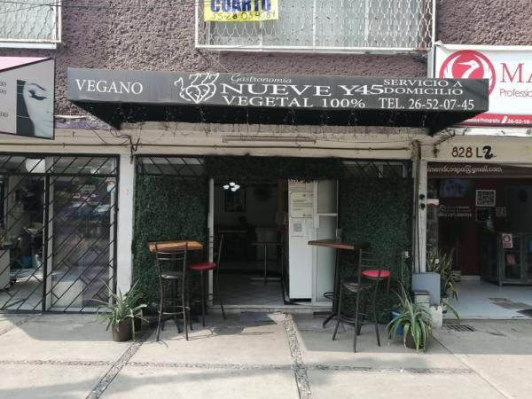 Gastronomía nueve y 45 100% vegetal