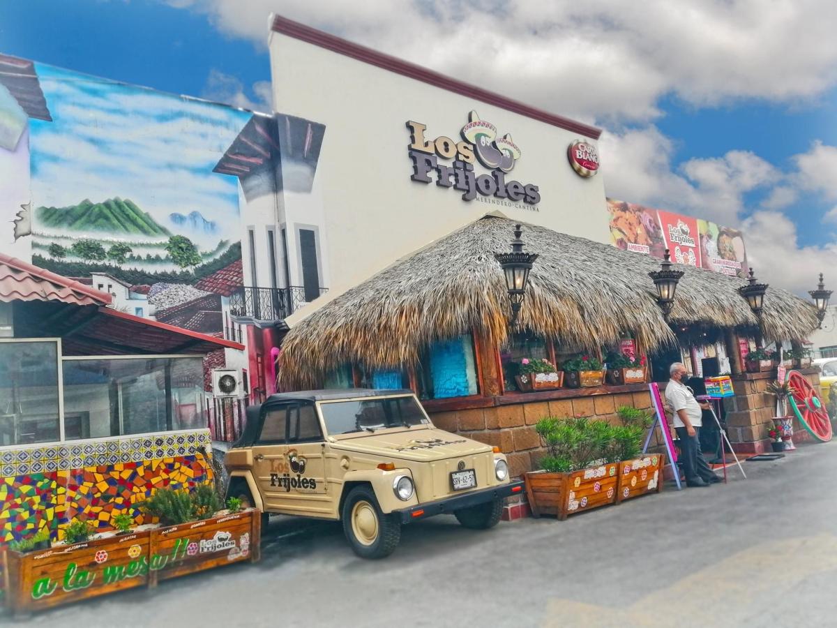 Los Frijoles
